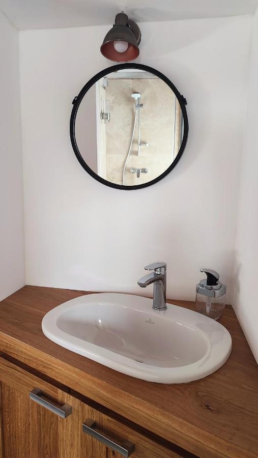 Proche Uzes Le Cocon Du Peintre Holiday home