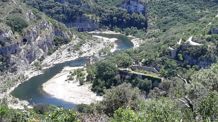 Holiday home Proche Uzes Le Cocon Du Peintre Sanilhac-et-Sagries